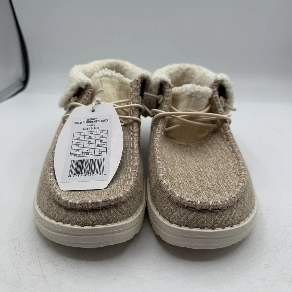Hey Dude Wendy Fold Y Brushed Cozy Shoes Girls Sz J 5 Ivory Slip On 42143-105